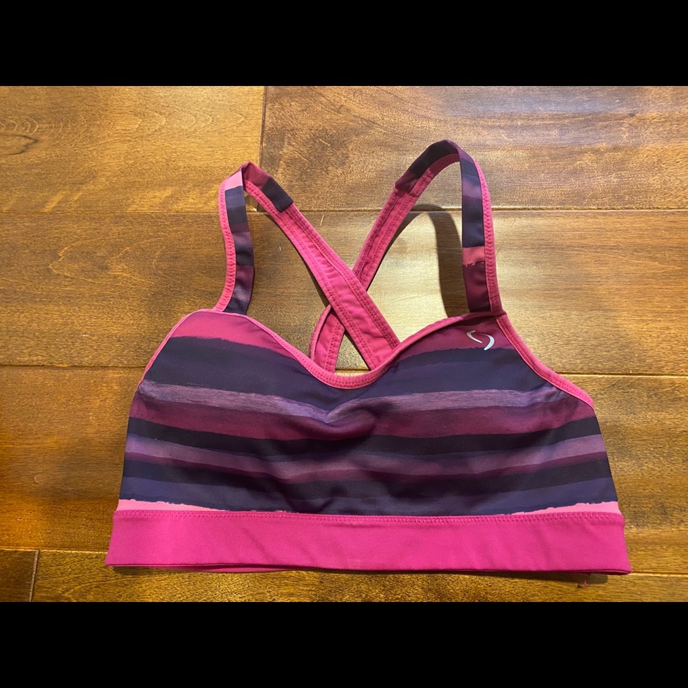 Moving Comfort (Brooks) uprise crossback